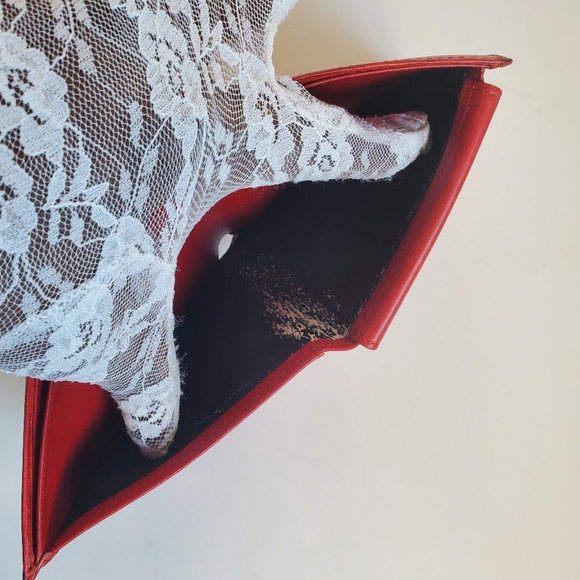 Louis Vuitton Epi Wallet Bifold Red - Picture 8 of 10